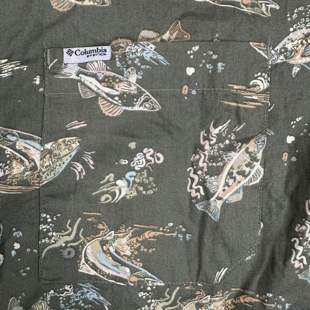Columbia PFG Shirt Mens Large Olive Green Trollers Best Fish AOP Print NWT - Picture 7 of 11